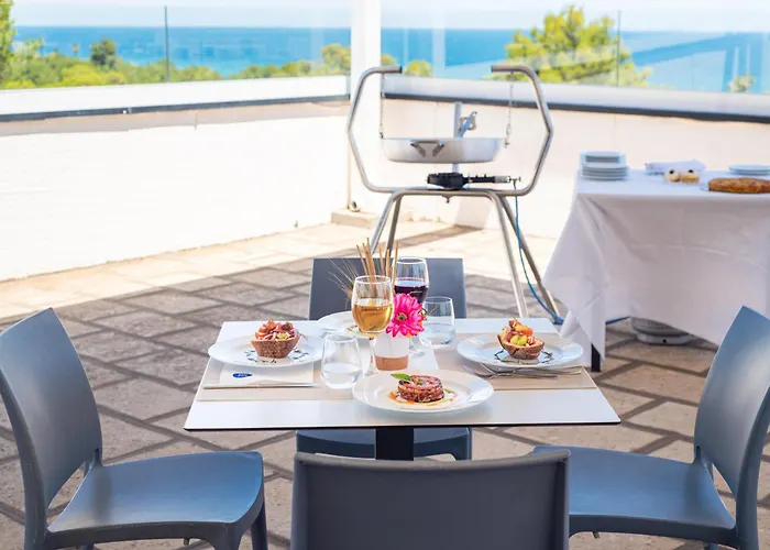 Porto Giardino - CDSsAlbergo